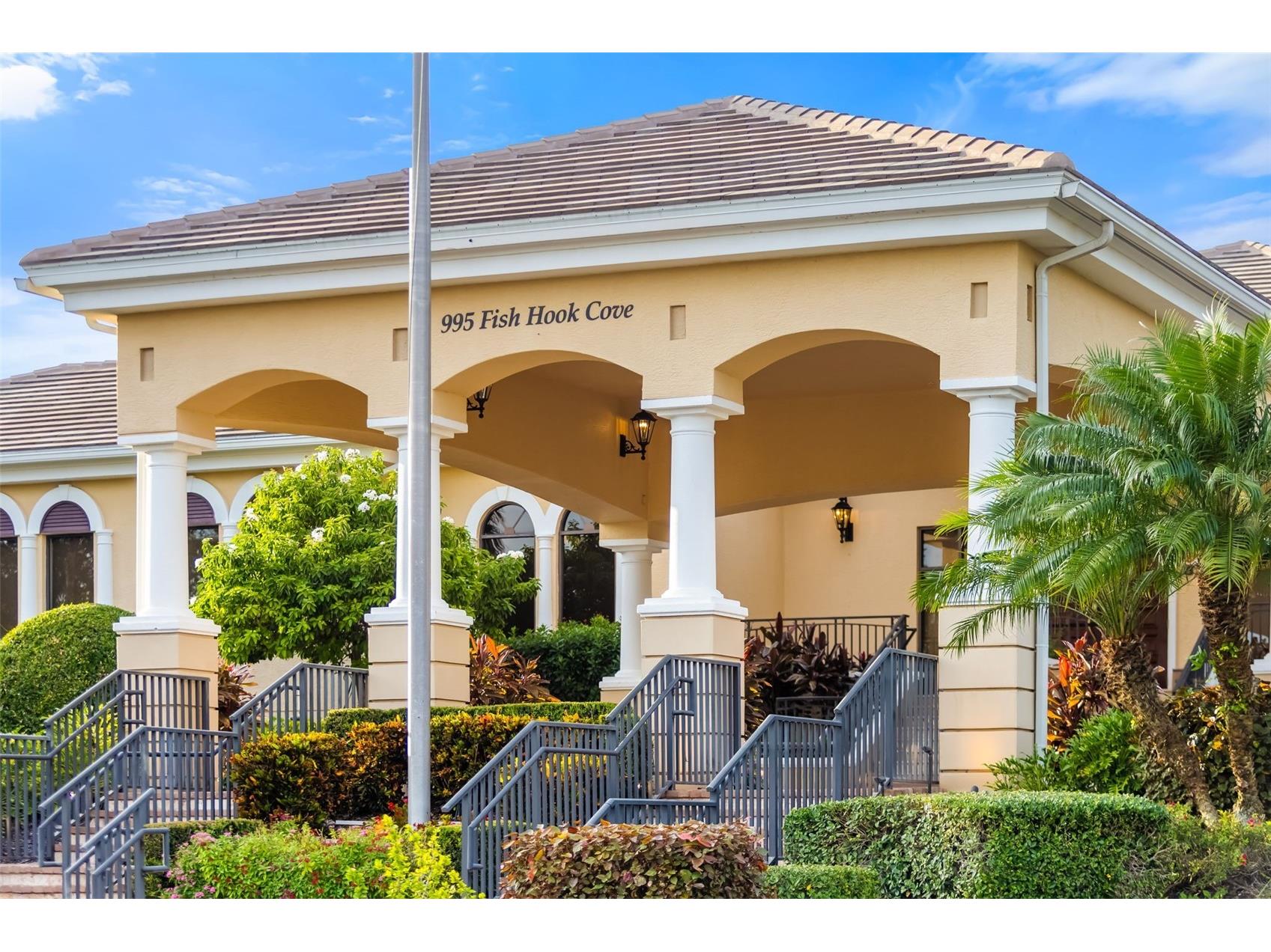 9819 Discovery Terrace Bradenton FL 34212 - 1ST HOLE GOLF COURSE POND A4683912 image65