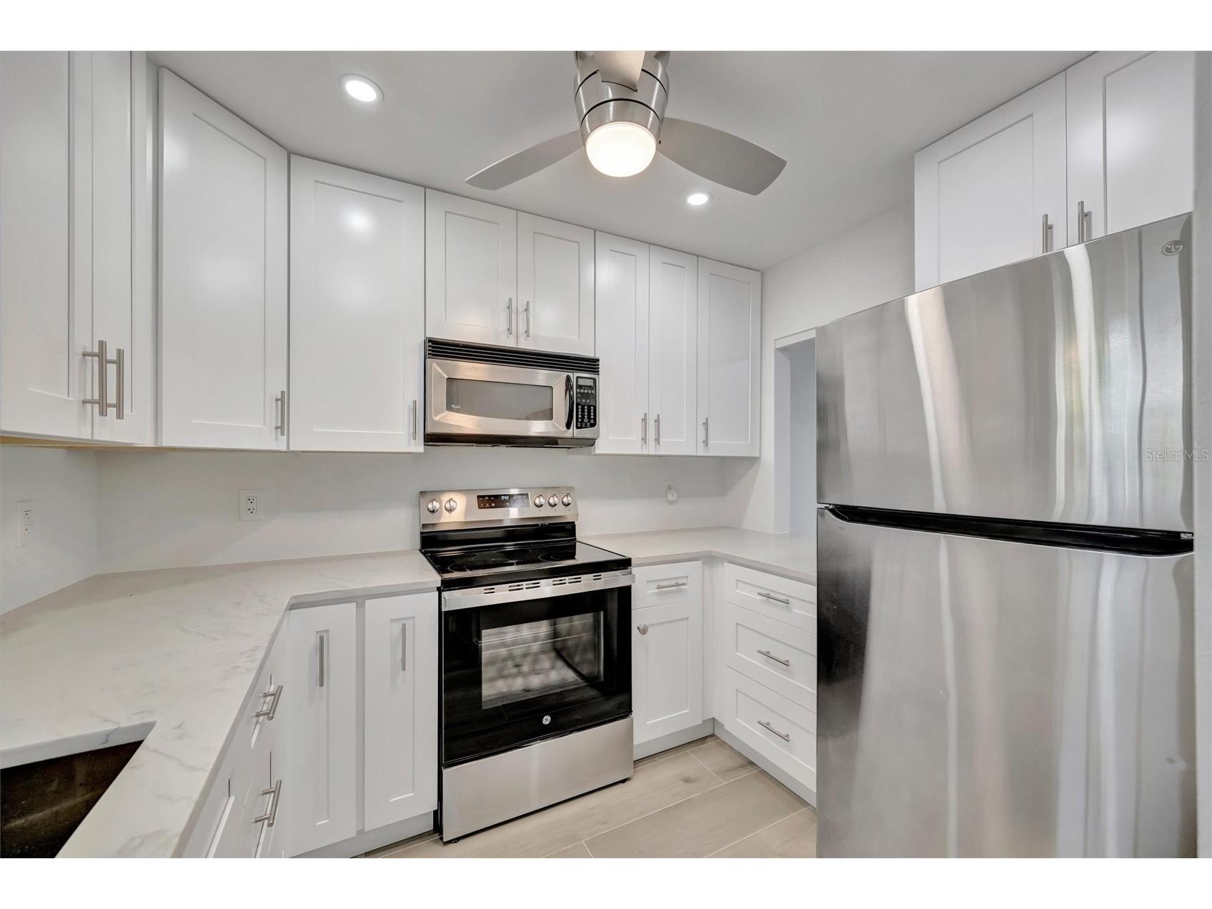 9819 Hernando Court #29-A Bradenton FL 34210 - PALMA SOLA BAY A4686738 image9