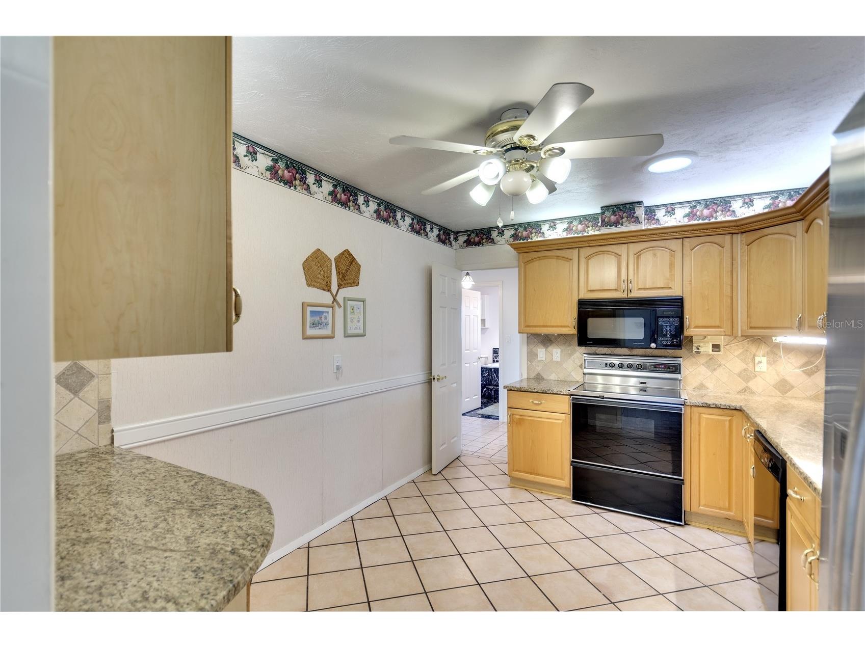 9820 Royal Palm Drive Bradenton FL 34210 A4680979 image19