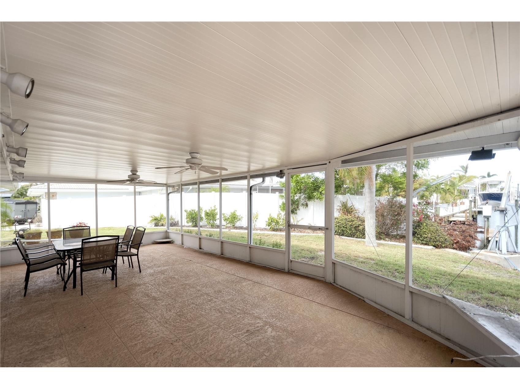 9820 Royal Palm Drive Bradenton FL 34210 A4680979 image23