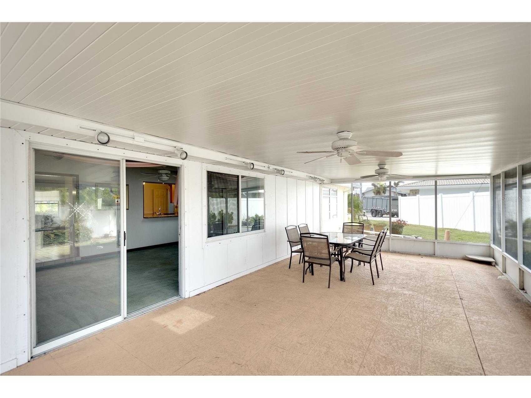 9820 Royal Palm Drive Bradenton FL 34210 A4680979 image25