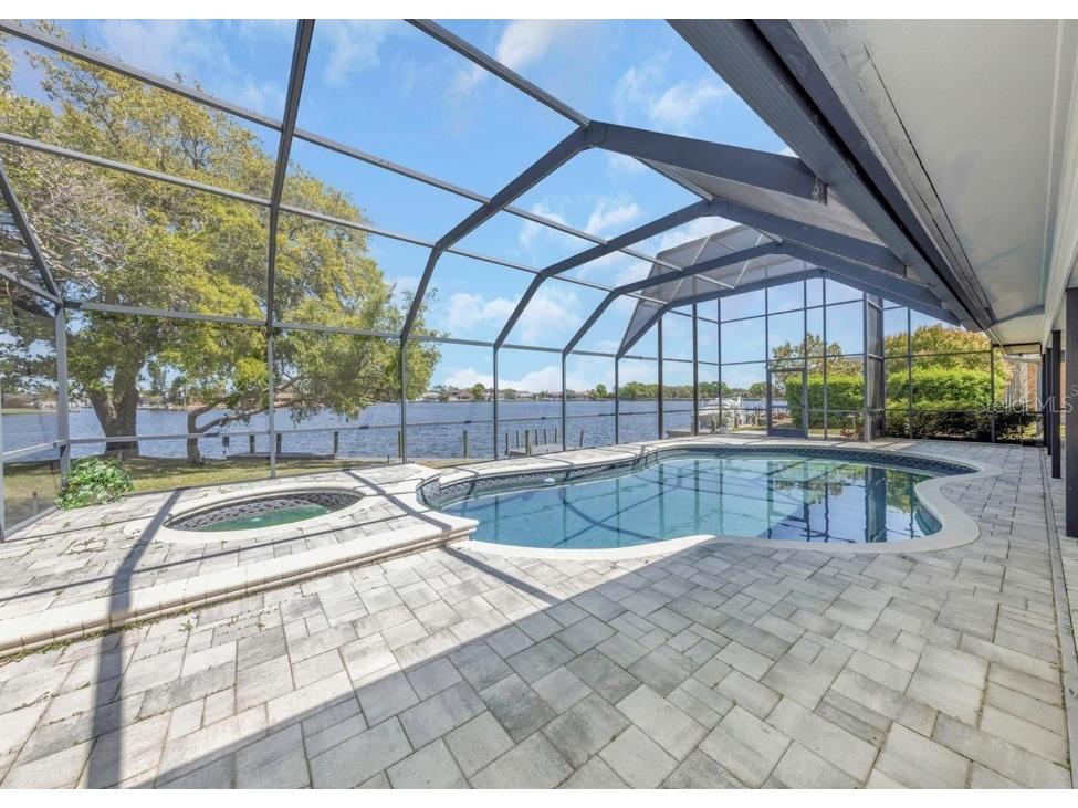 9821 Bay Island Drive Tampa FL 33615 TB8520273 image11