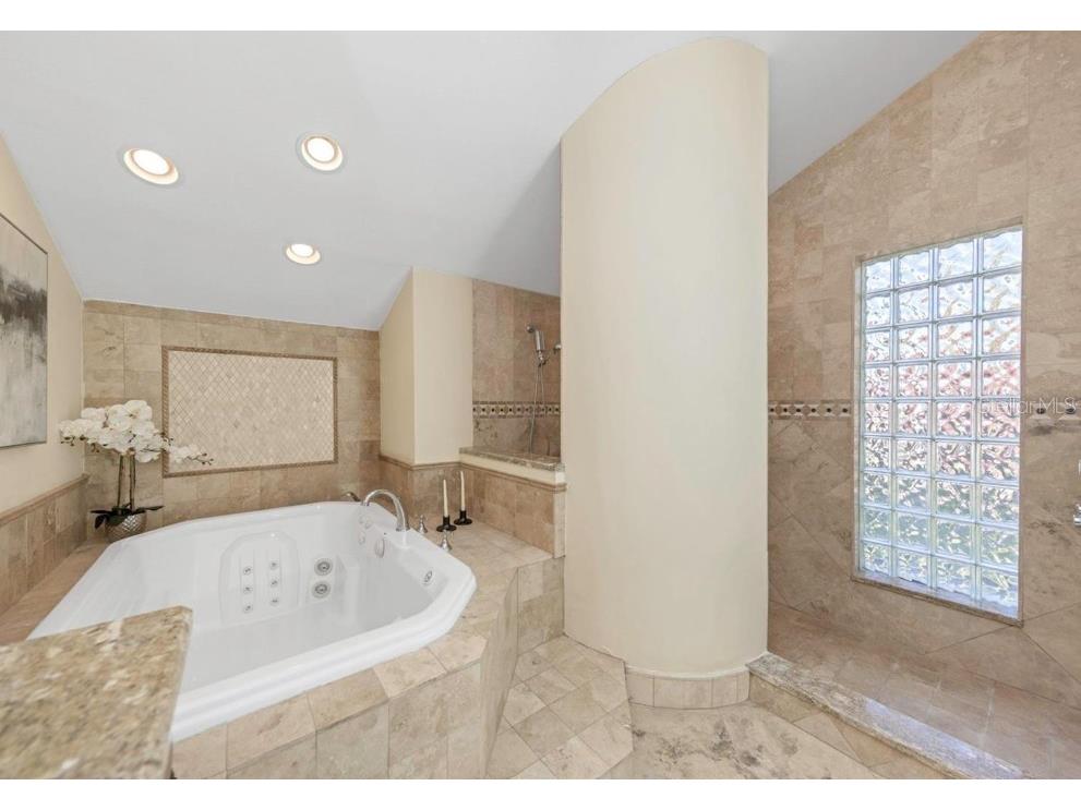 9821 Bay Island Drive Tampa FL 33615 TB8520273 image6