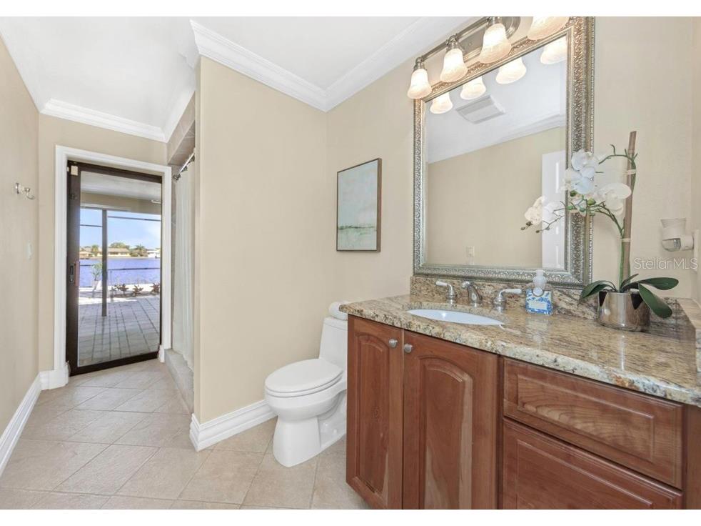 9821 Bay Island Drive Tampa FL 33615 TB8520273 image9