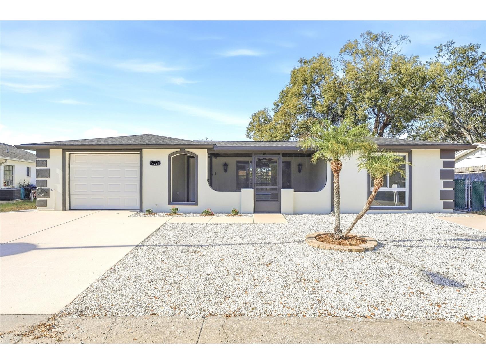 9821 Lakeside Lane Port Richey FL 34668 TB8461230 image1