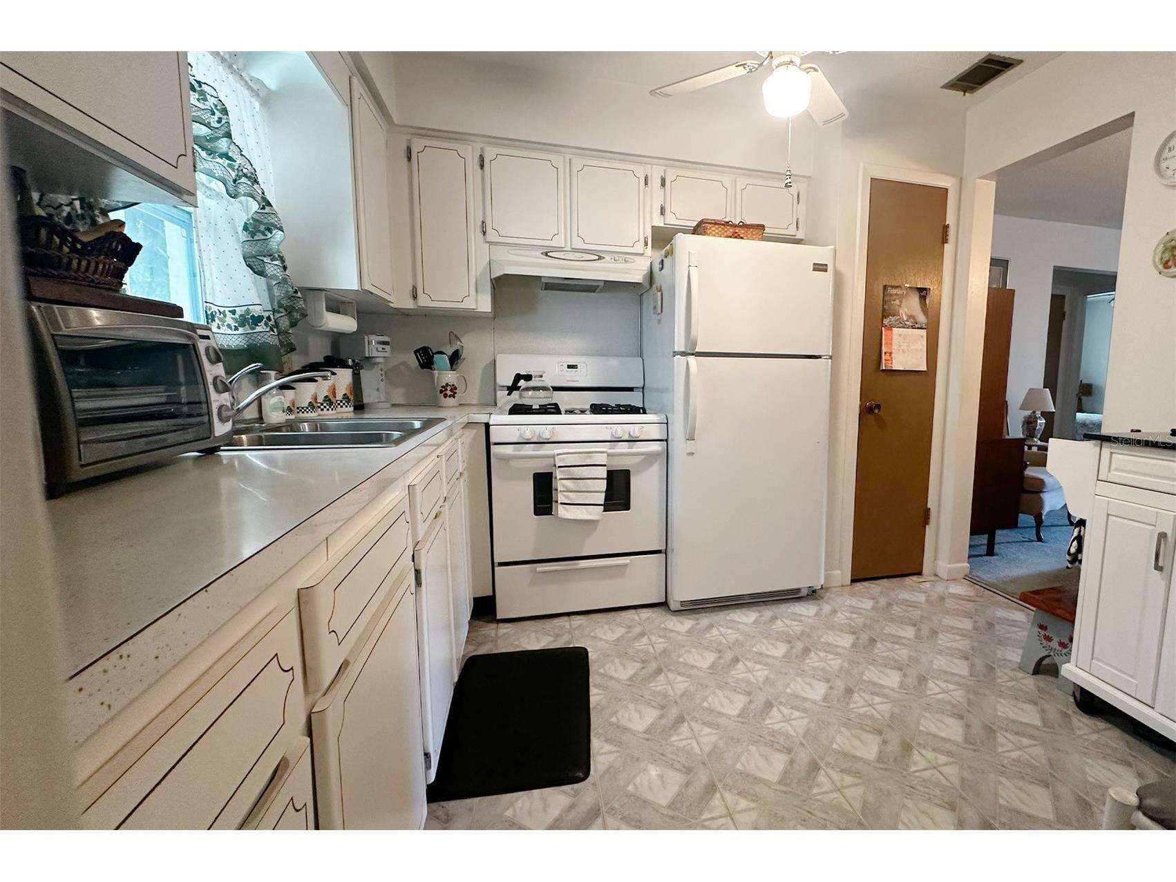 9821 Lily Street Pinellas Park FL 33782 TB8477042 image14