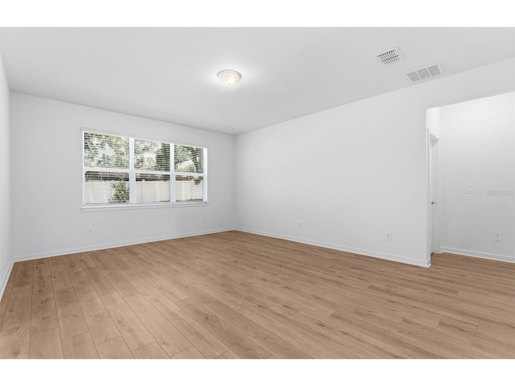 9821 Redwood Heights Loop Thonotosassa FL 33592 TB8477830 image6