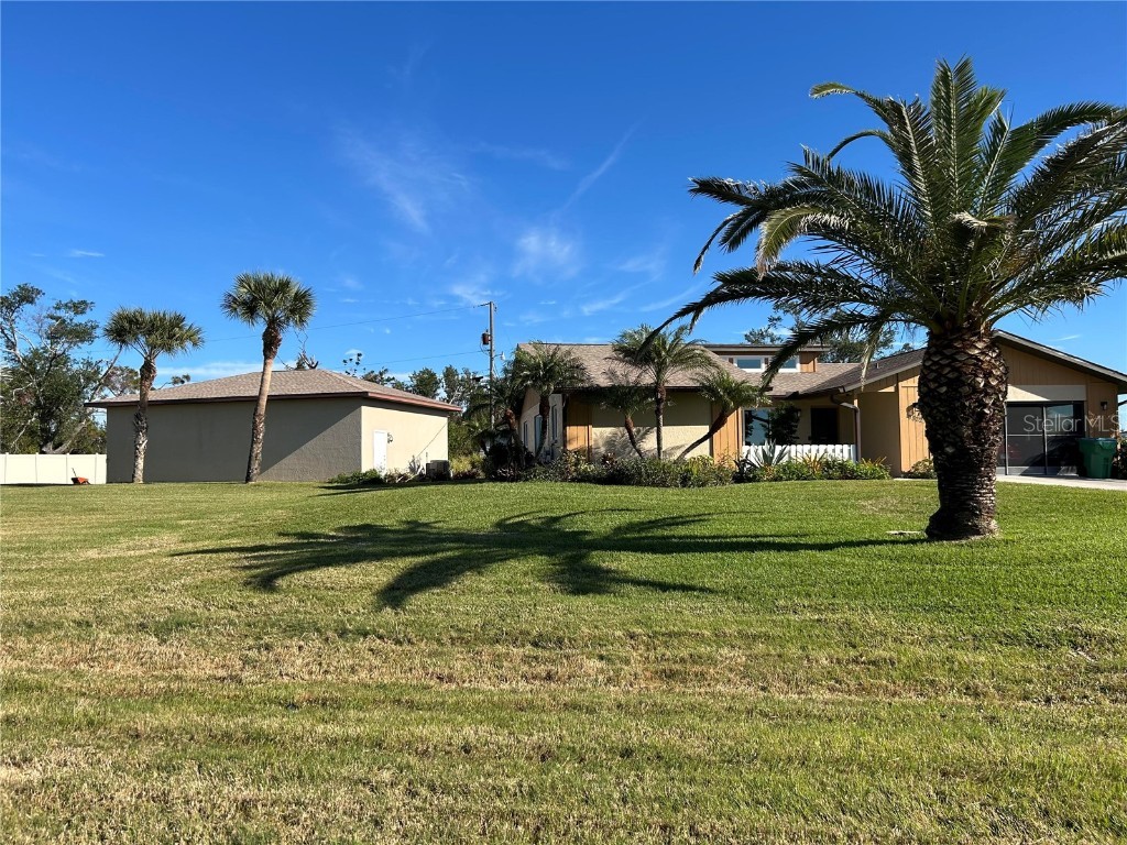 9822 Gulfstream Boulevard Englewood FL 34224 D6139960 image1