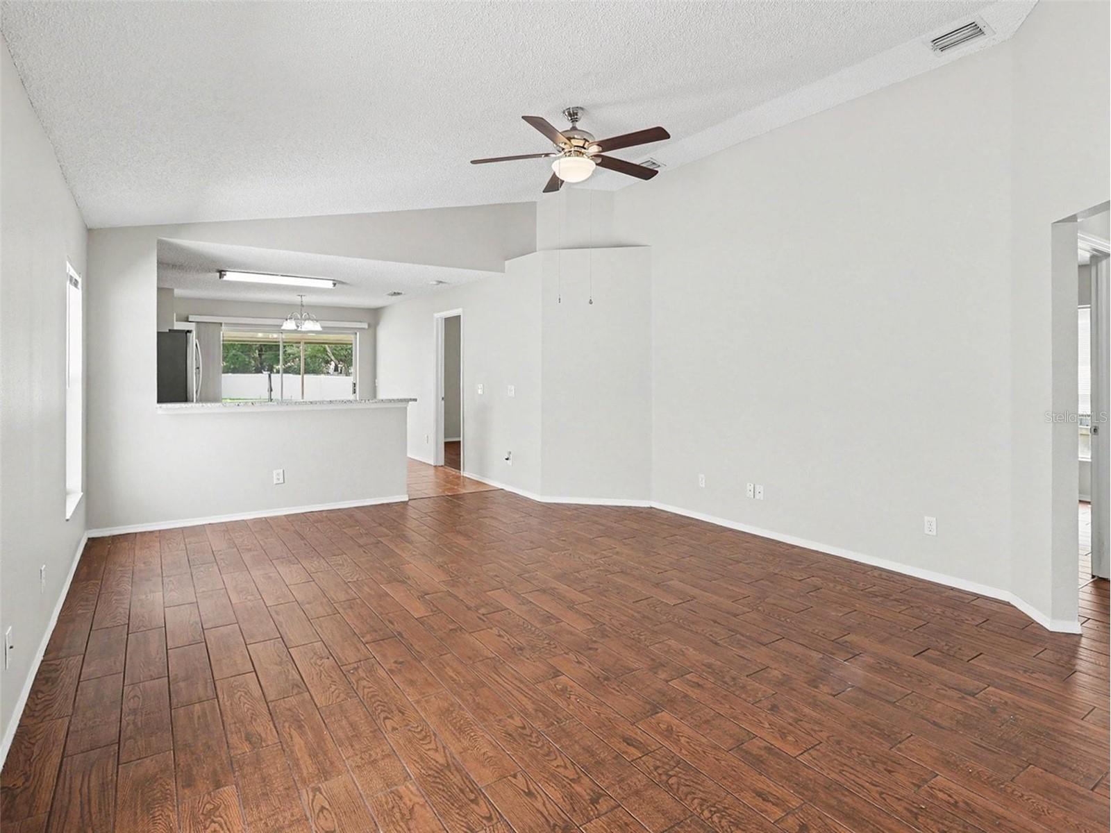 9823 Morris Glen Way Tampa FL 33637 O6412837 image5