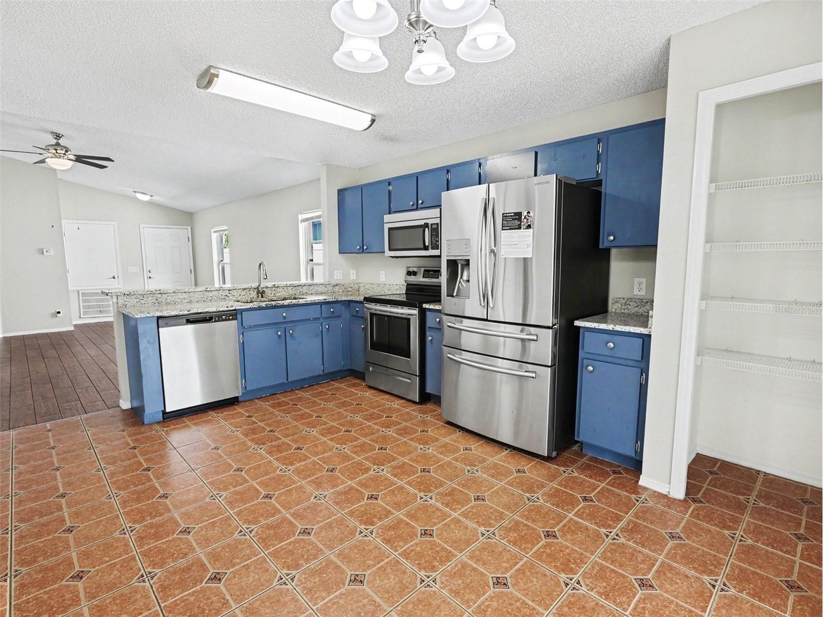 9823 Morris Glen Way Tampa FL 33637 O6412837 image7