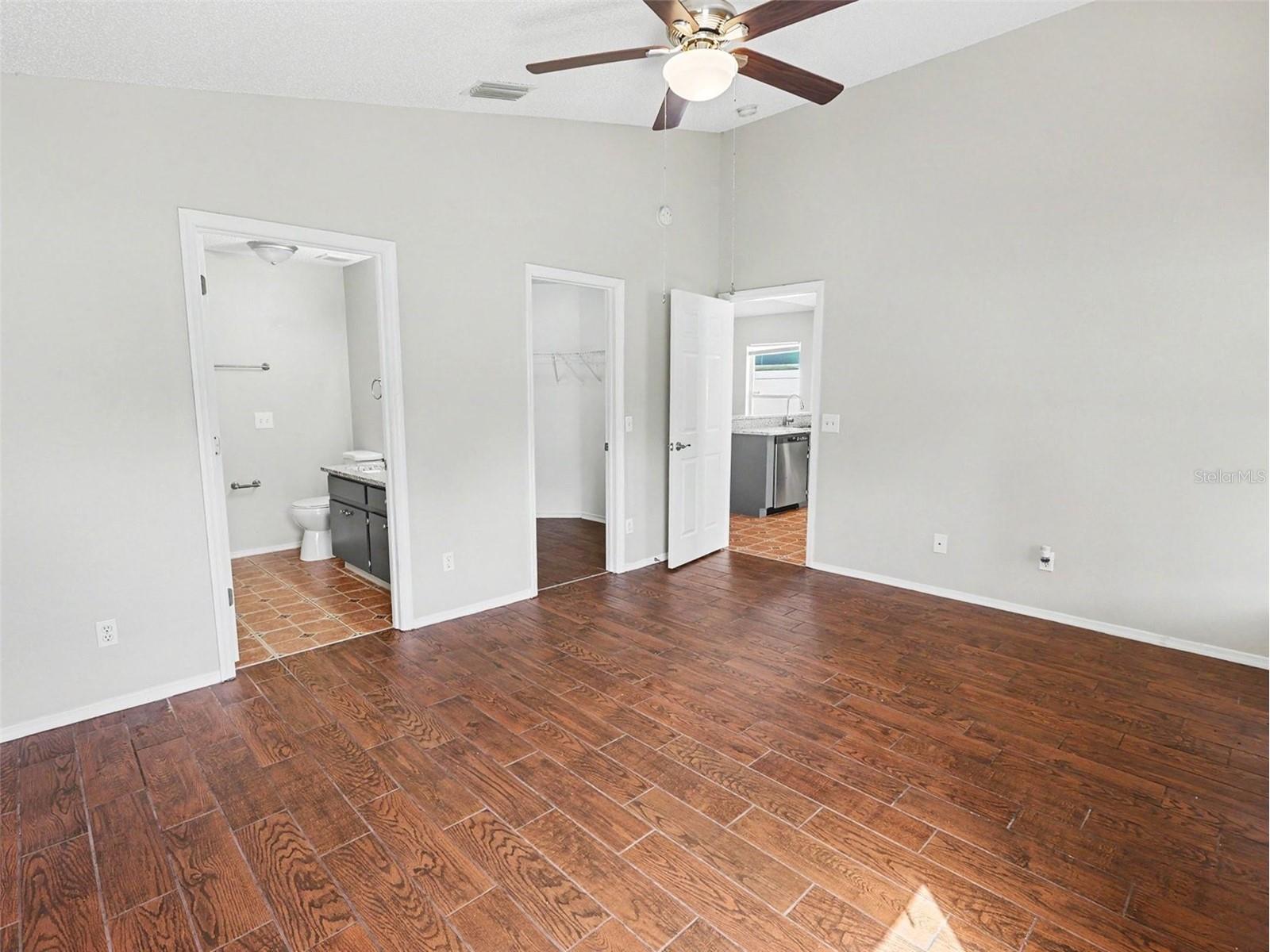9823 Morris Glen Way Tampa FL 33637 O6412837 image9