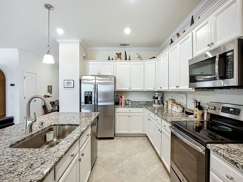 9824 Hilltop Drive Venice FL 34292 N6140560 image16