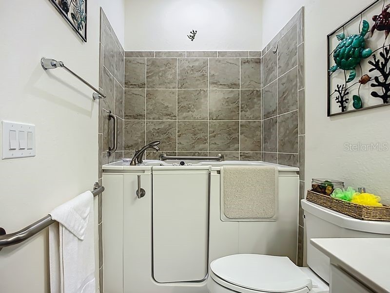 9824 Hilltop Drive Venice FL 34292 N6140560 image26