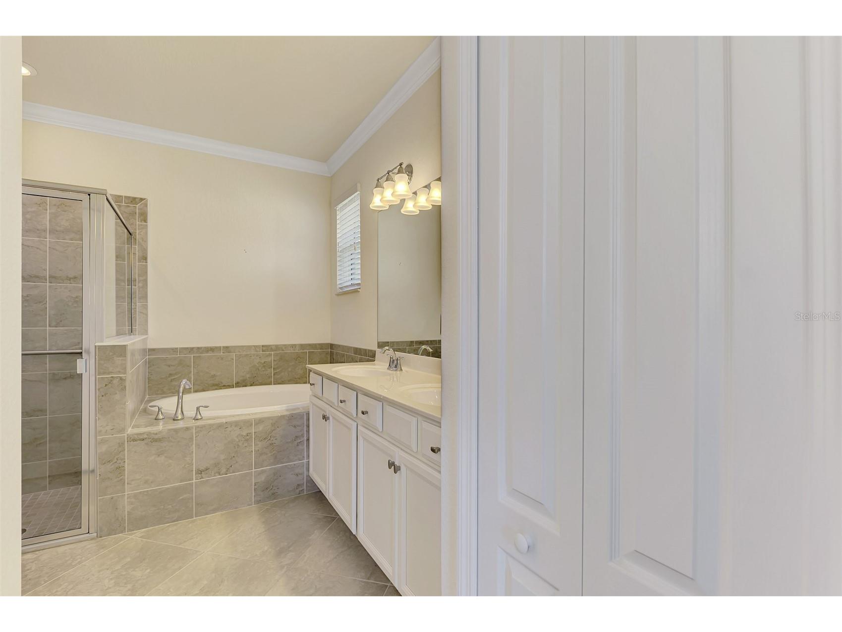 9824 Hilltop Drive Venice FL 34292 N6144955 image39