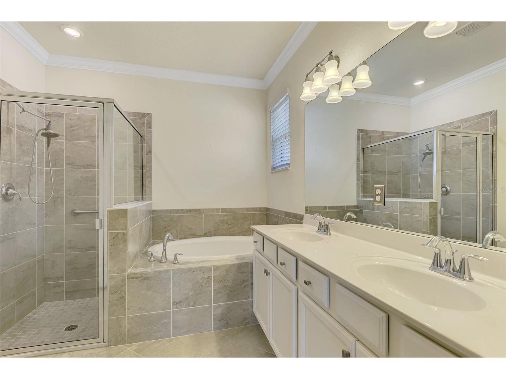 9824 Hilltop Drive Venice FL 34292 N6144955 image40