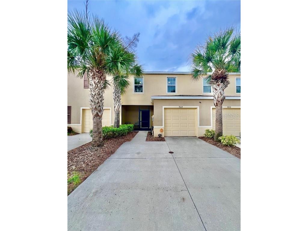 9824 Hound Chase Drive Gibsonton FL 33534 T3535032 image1