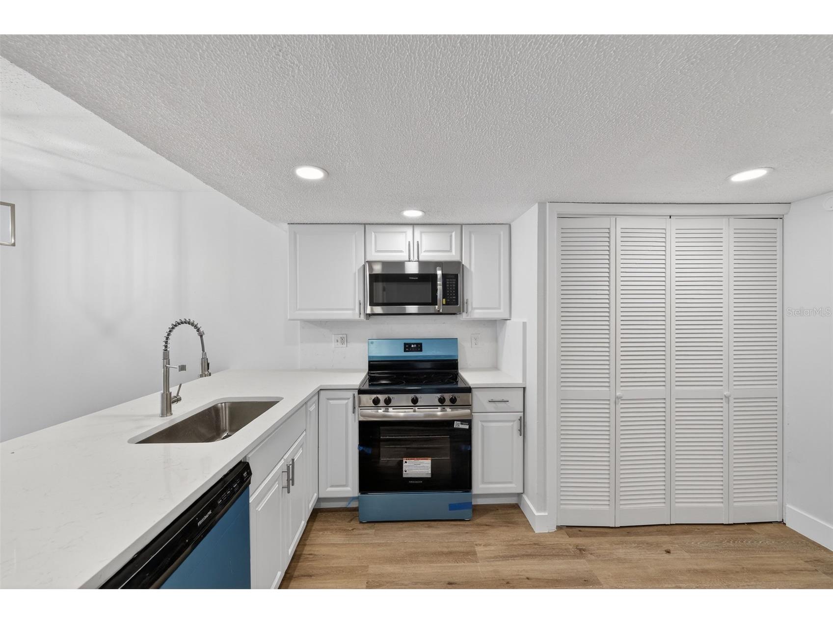 9824 Pocono Street Port Richey FL 34668 O6402016 image6