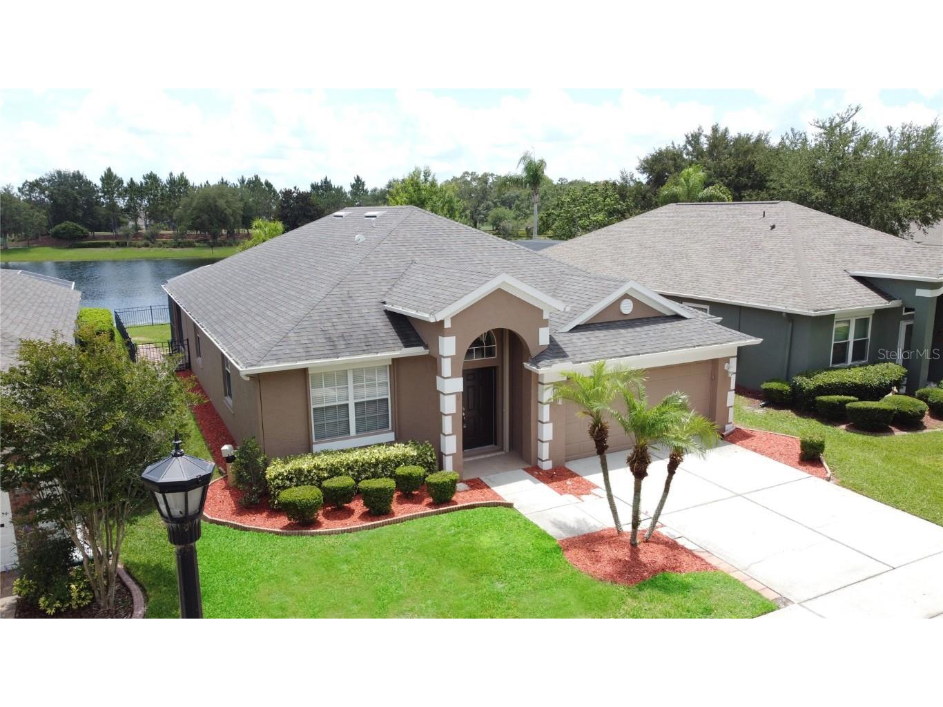 9824 Secret Cove Lane Orlando FL 32832 S5128025 image1