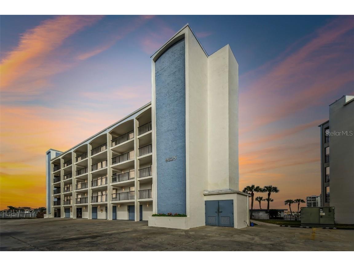 9825 Harrell Avenue #202 Treasure Island FL 33706 TB8336936 image1