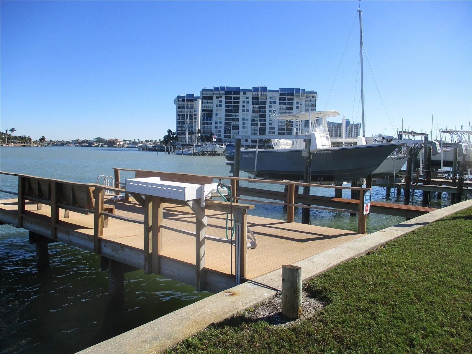 9825 Harrell Avenue #404 Treasure Island FL 33706 - INTRACOASTAL WATERWAY TB8505649 image23