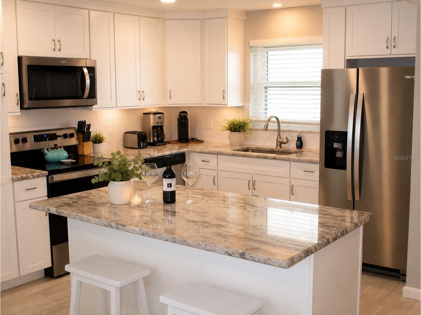 9825 Harrell Avenue #404 Treasure Island FL 33706 - INTRACOASTAL WATERWAY TB8505649 image3