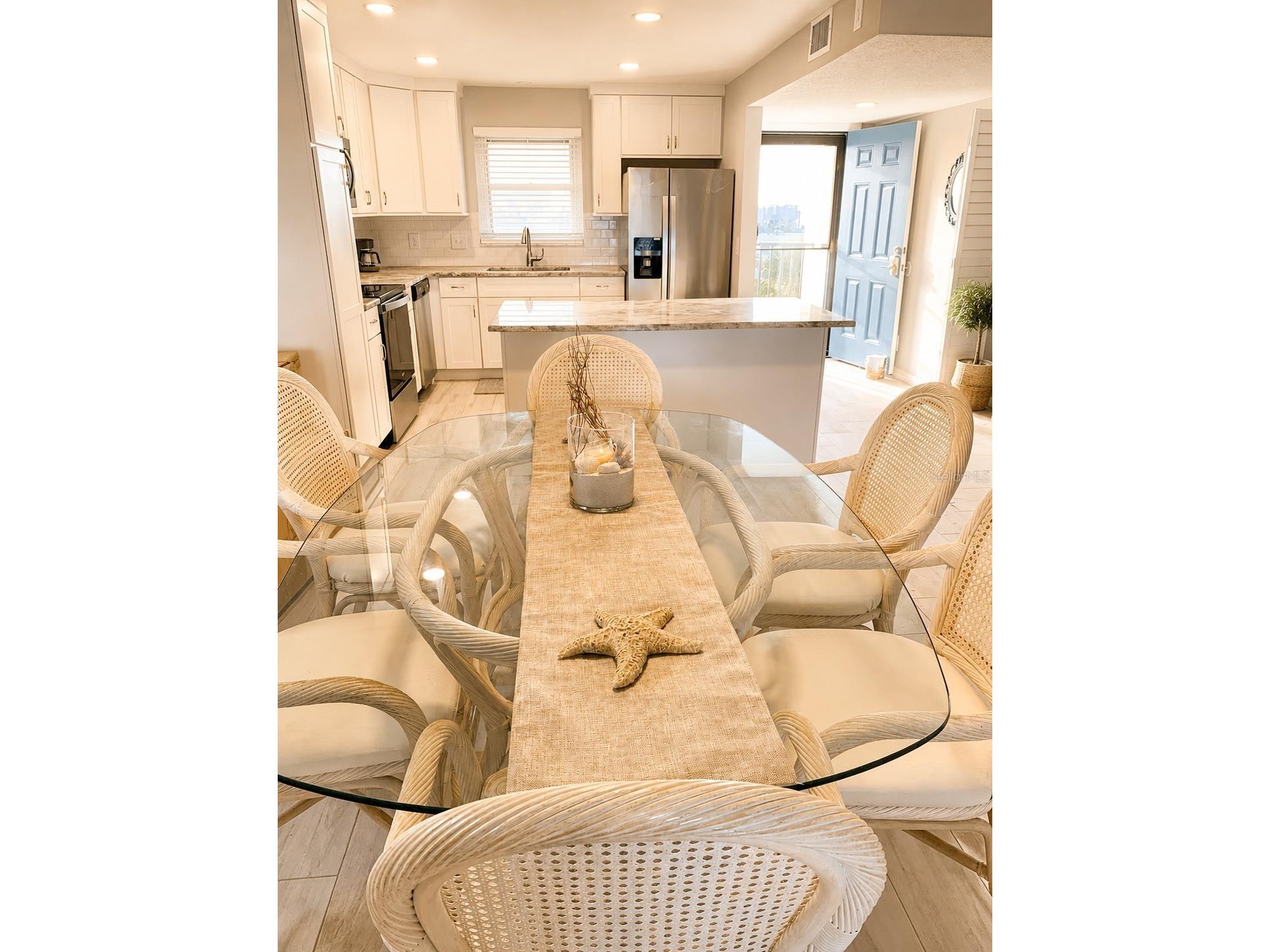 9825 Harrell Avenue #404 Treasure Island FL 33706 - INTRACOASTAL WATERWAY TB8505649 image5