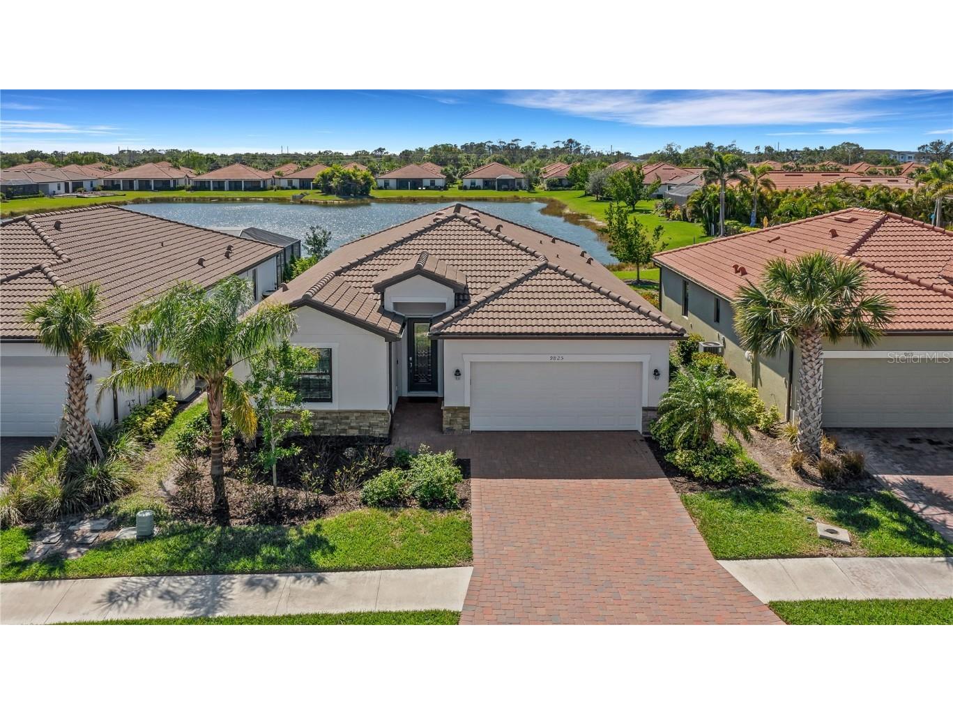 9825 Hilltop Drive Venice FL 34292 N6125403 image1