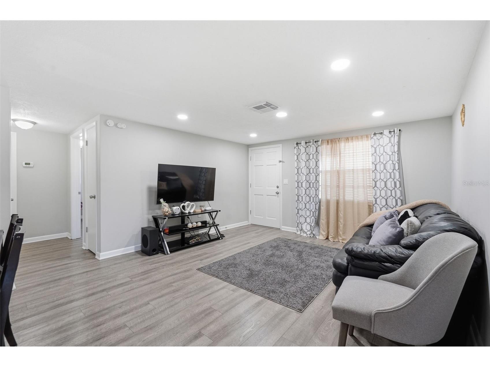 9825 Lakeside Lane Port Richey FL 34668 TB8488695 image4