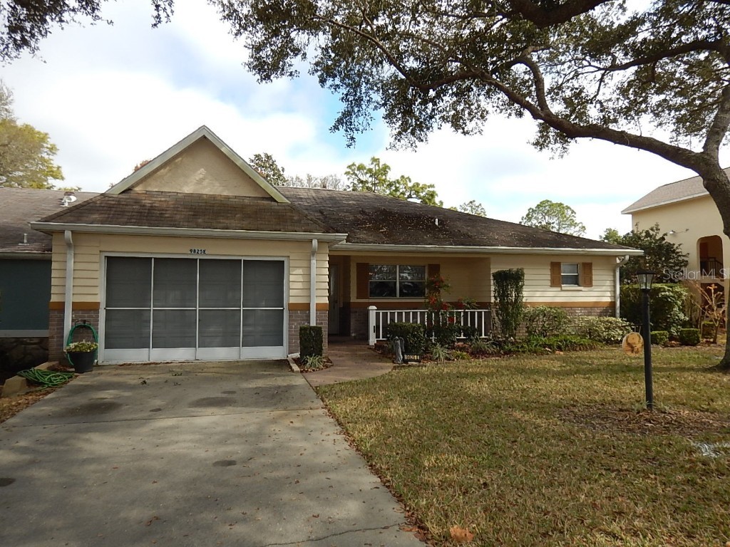 9825 SW 90th Avenue #E Ocala FL 34481 OM633953 image1