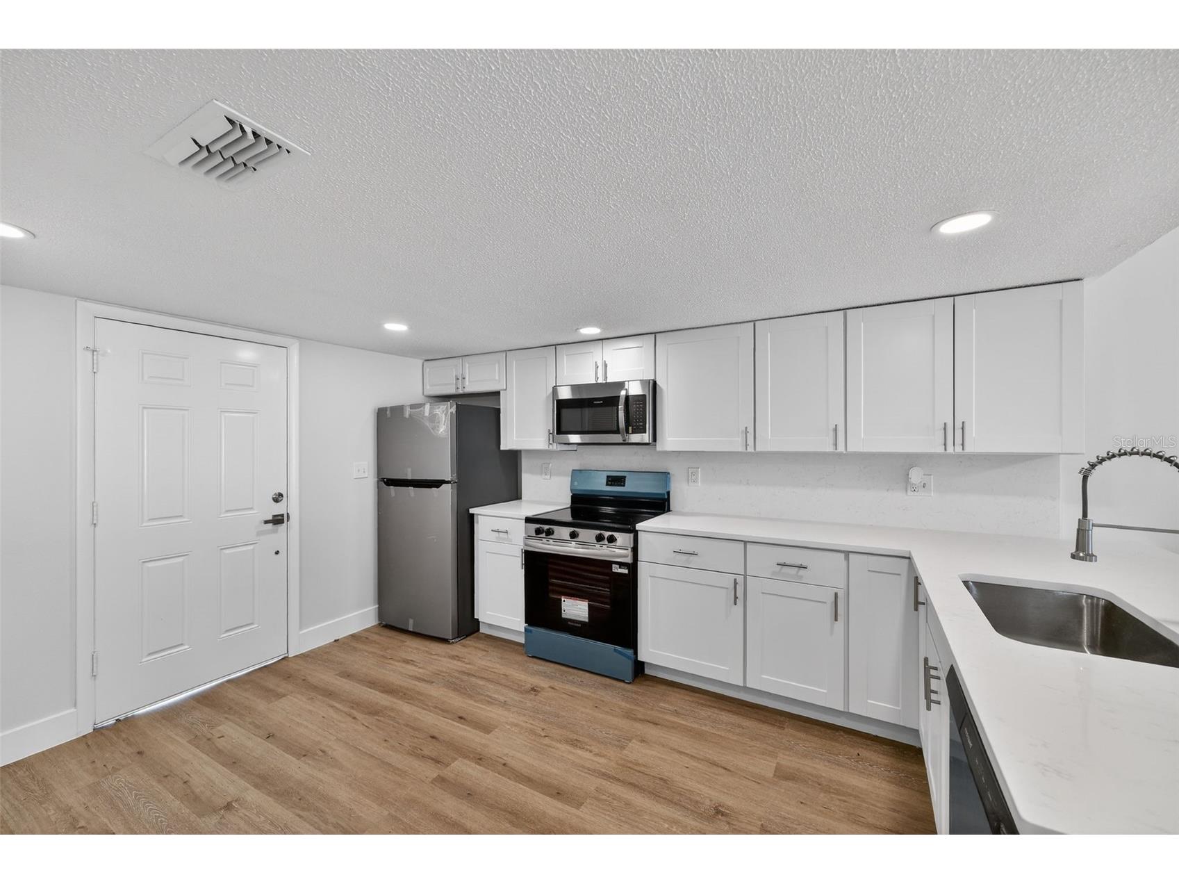9826 Pocono Street Port Richey FL 34668 O6402021 image8