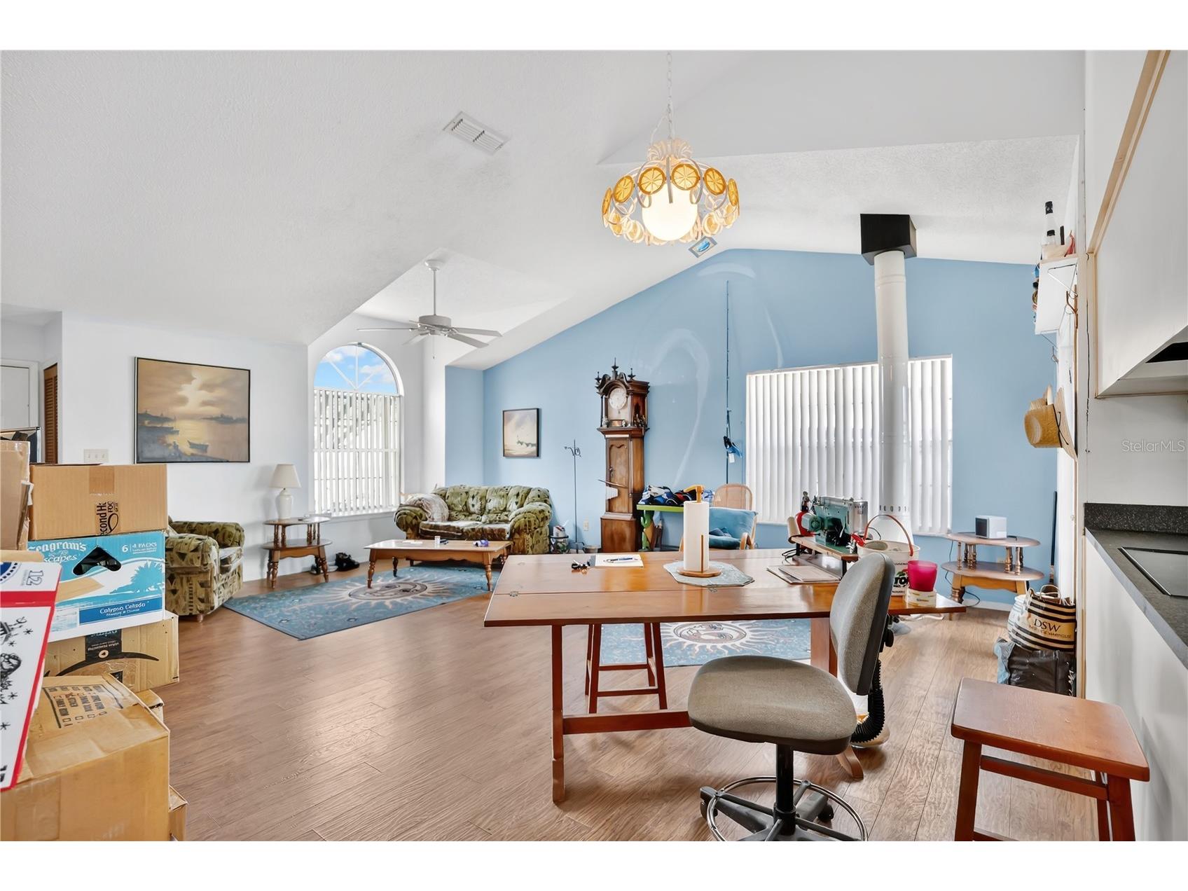 9826 Surrey Ridge Road Orlando FL 32825 O6390088 image3