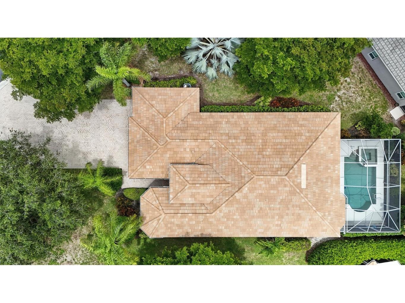 9827 Colonial Walk N Estero FL 33928 A4660504 image1