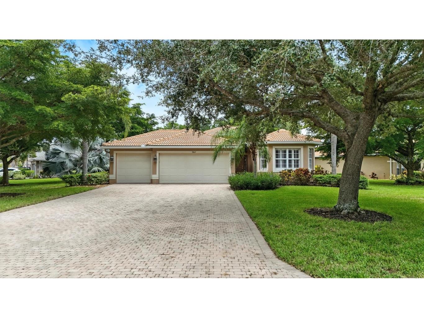 9827 Colonial Walk N Estero FL 33928 A4660504 image2