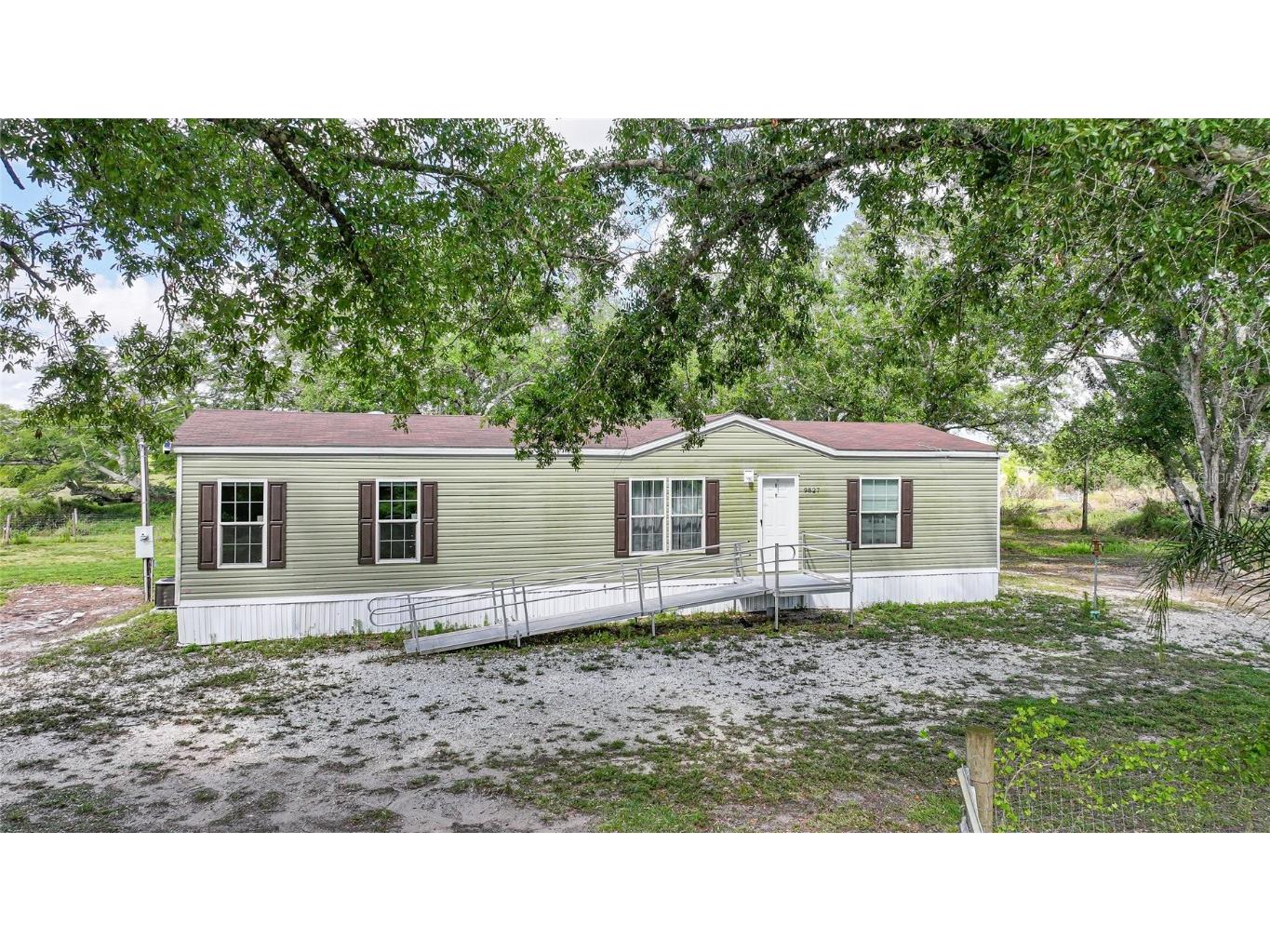 9827 SE Hoth Road Arcadia FL 34266 C7507837 image1