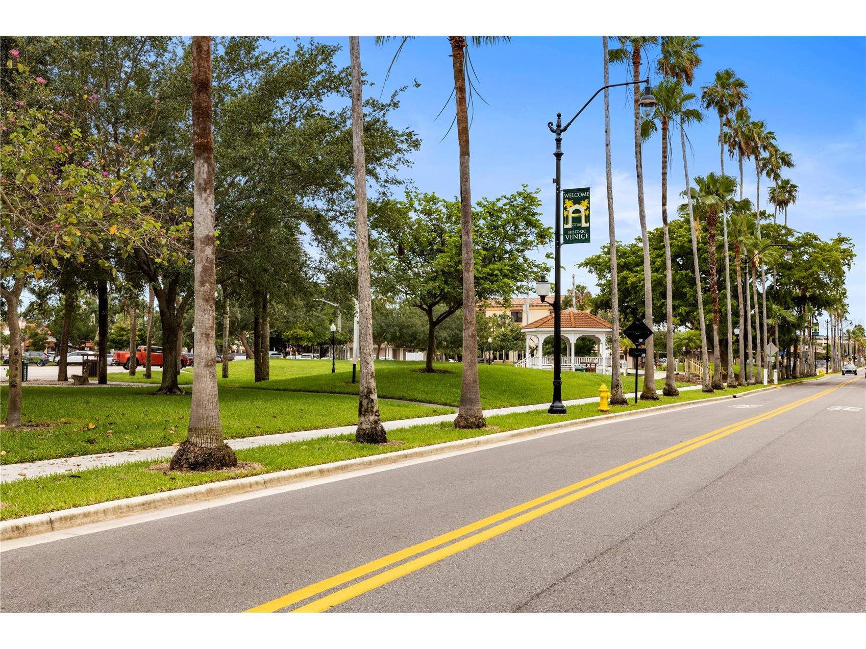 9828 Hilltop Drive Venice FL 34292 N6144832 image84