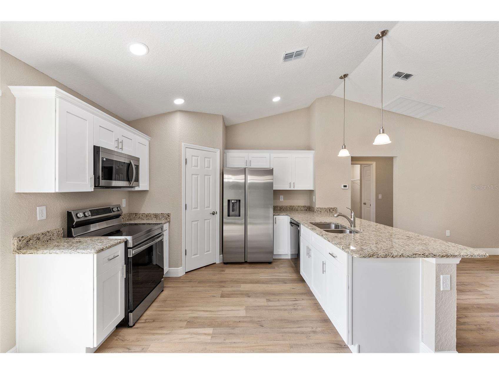 9828 N Country Club Way Citrus Springs FL 34434 OM725312 image7