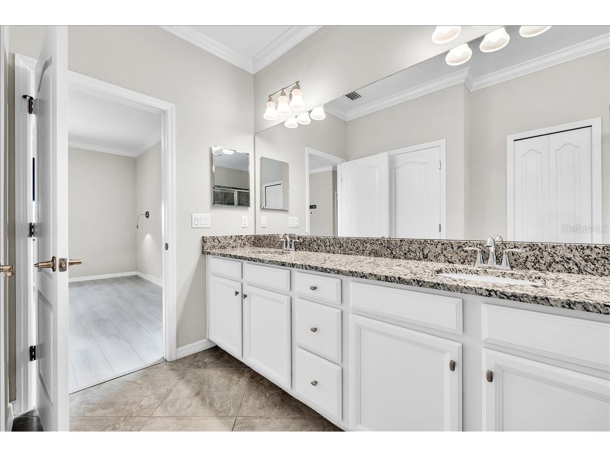 9829 Hilltop Drive Venice FL 34292 C7525630 image22