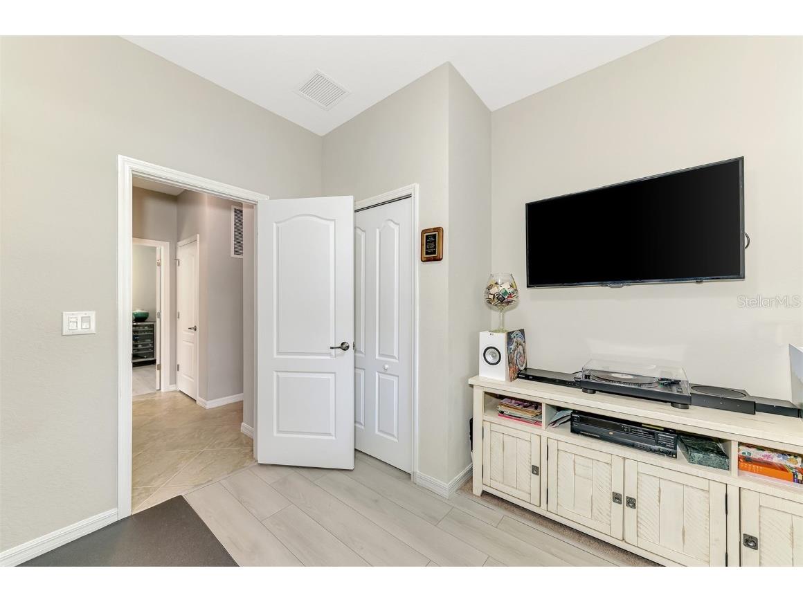 9829 Hilltop Drive Venice FL 34292 N6140069 image40