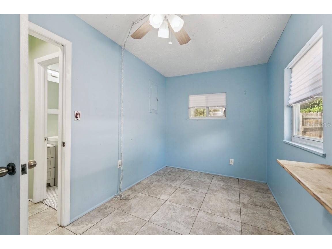 983 Brookwood Ct S Saint Petersburg FL 33707 TB8433333 image16