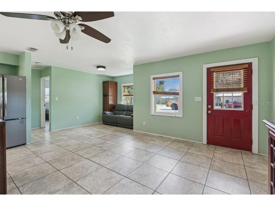 983 Brookwood Ct S Saint Petersburg FL 33707 TB8433333 image29