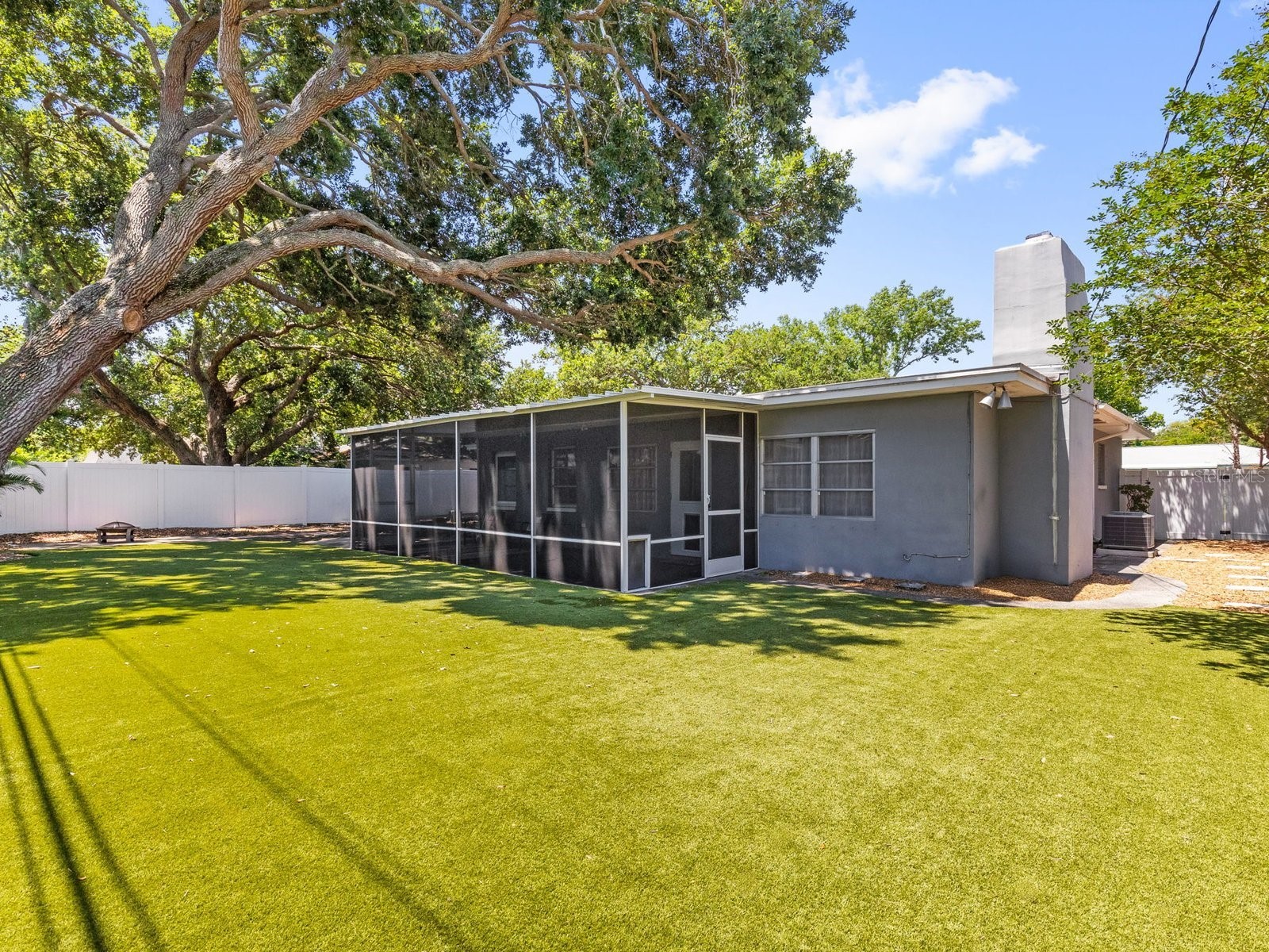 983 Emerson Drive Dunedin FL 34698 TB8507211 image3