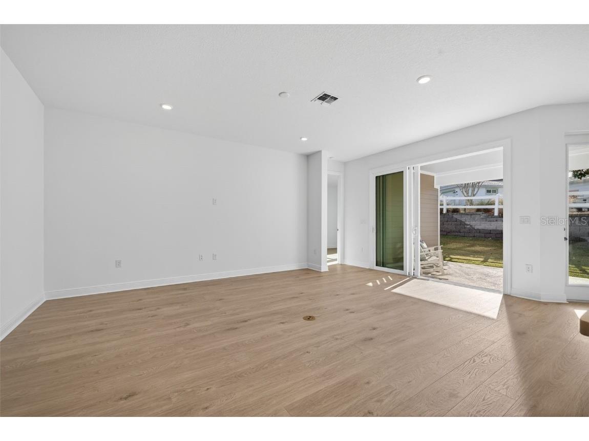 983 Fiesta Key Circle Lady Lake FL 32159 S5139228 image13