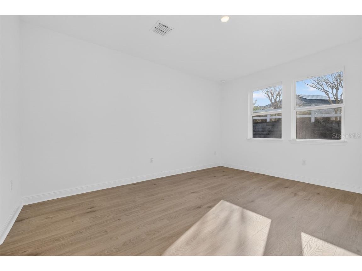 983 Fiesta Key Circle Lady Lake FL 32159 S5139228 image20