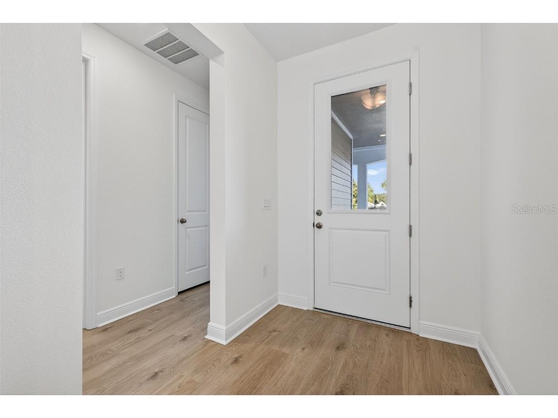 983 Fiesta Key Circle Lady Lake FL 32159 S5139228 image21