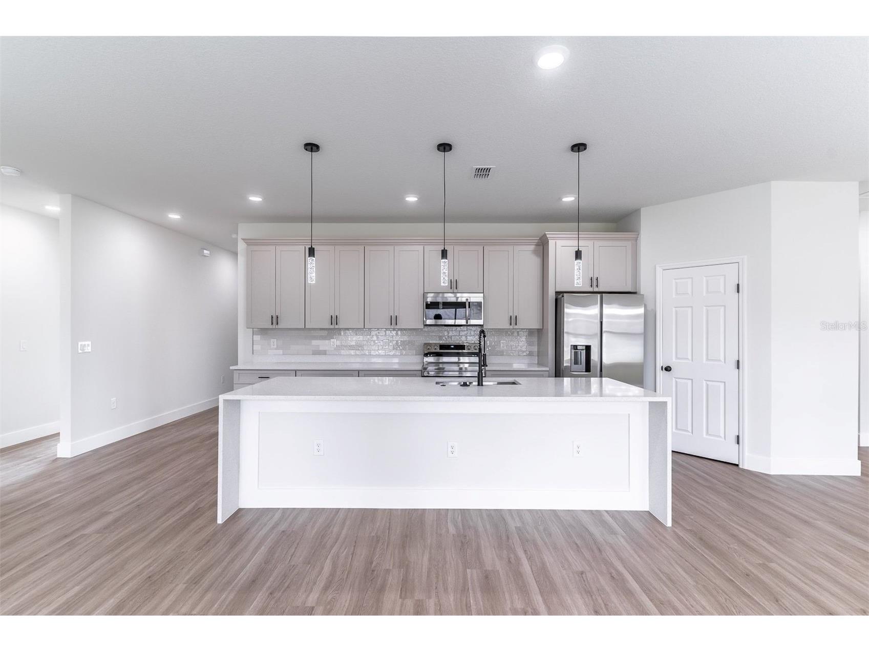 983 Pace Drive NW Palm Bay FL 32907 O6384293 image10