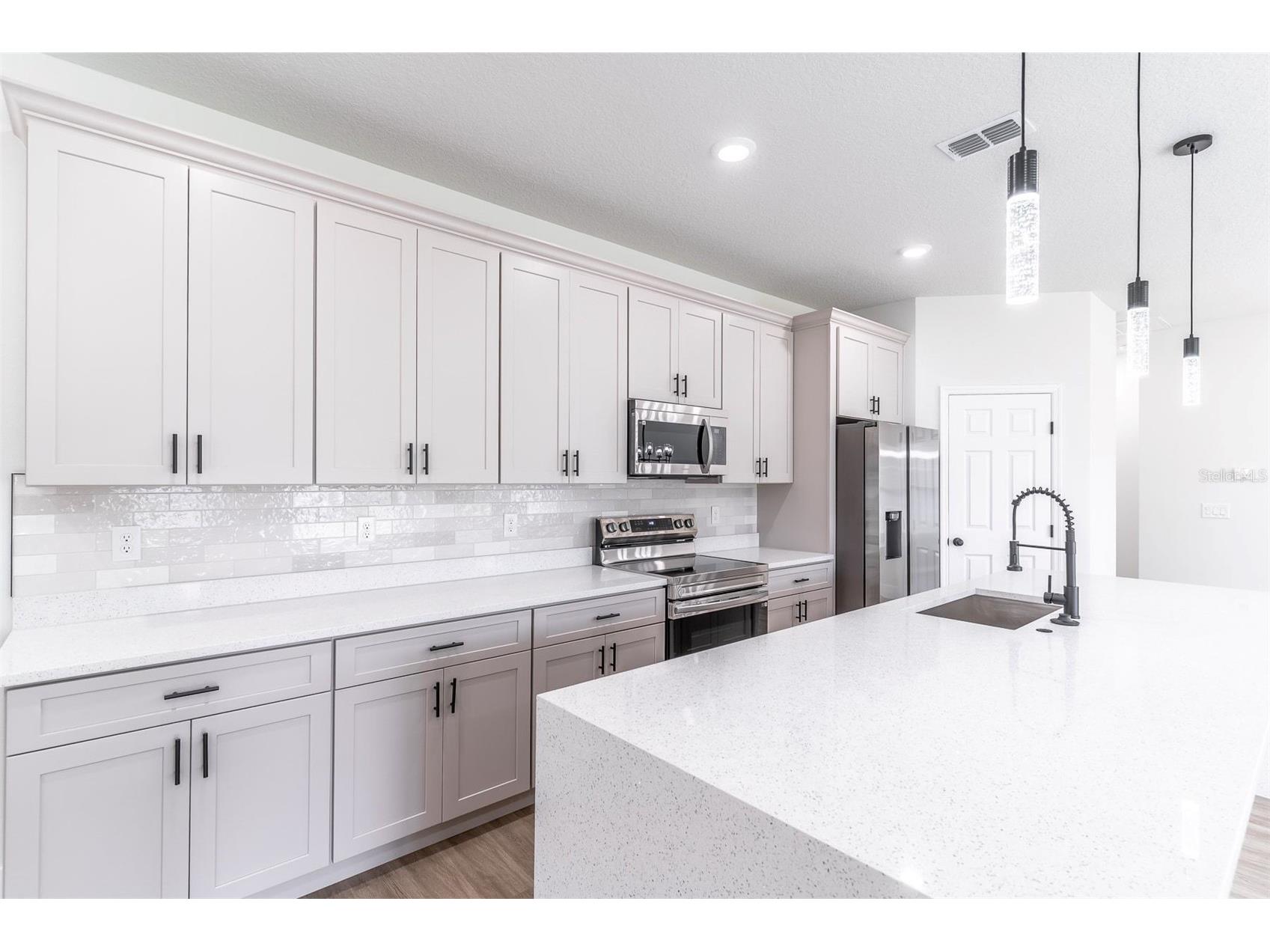 983 Pace Drive NW Palm Bay FL 32907 O6384293 image9