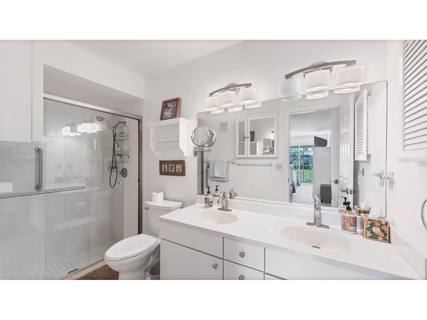 983 Sandpiper Circle Bradenton FL 34209 A4673421 image23