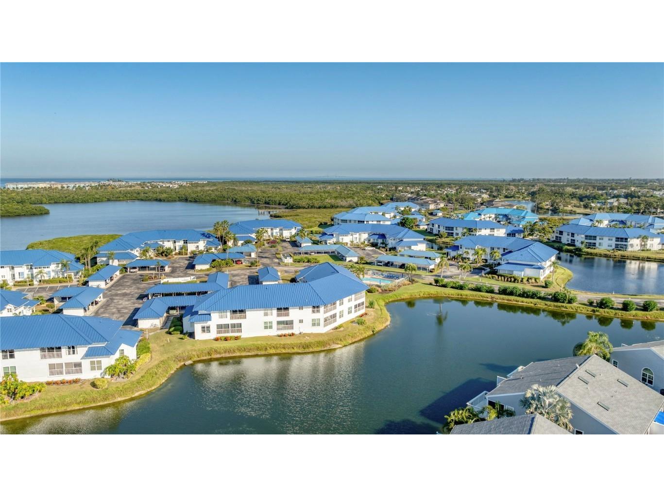 983 Sandpiper Circle Bradenton FL 34209 A4673421 image36