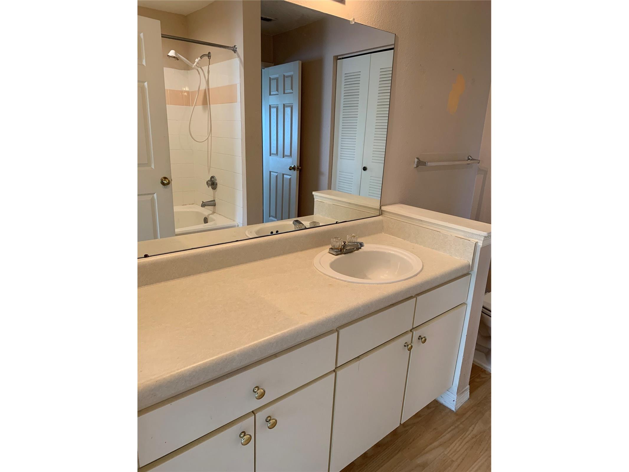 9832 Lake Chase Island Way Tampa FL 33626 TB8504475 image10