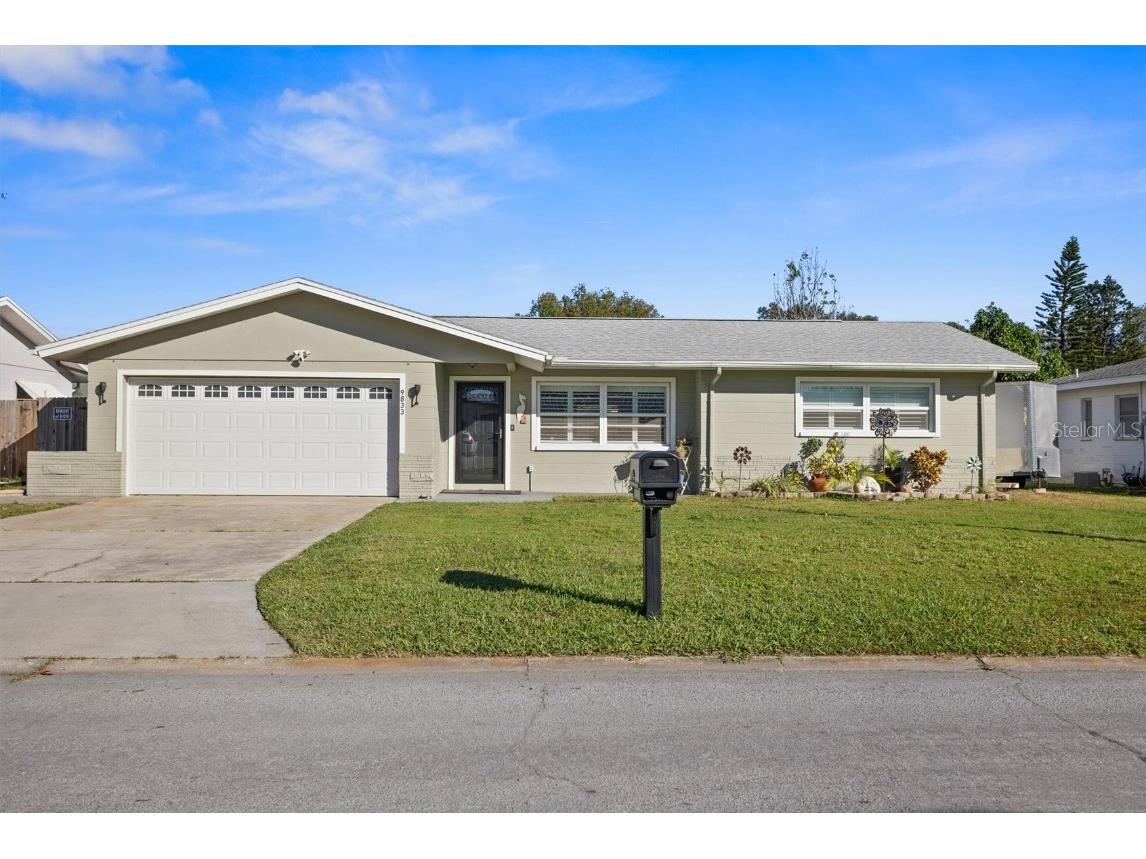 9833 111th Street Seminole FL 33772 TB8320346 image1